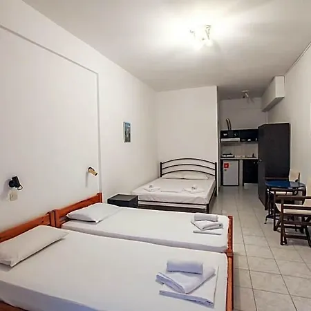 Skentos Hotel *